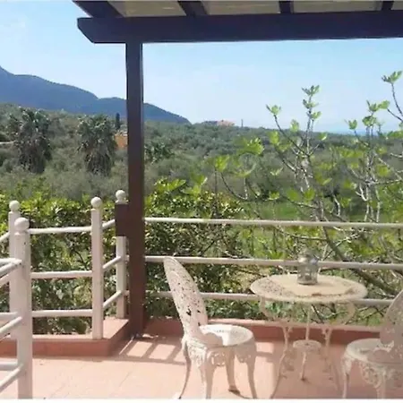 35Sm Studio In Rachais Kiparissia Sea View Kyparissia Extérieur photo